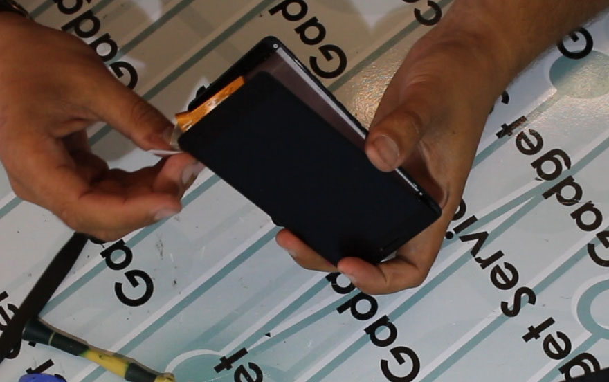 замена дисплея Lenovo Vibe P1m