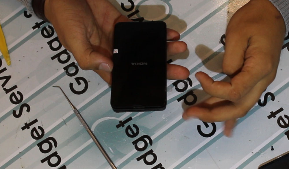 разборка телефона Lumia 630