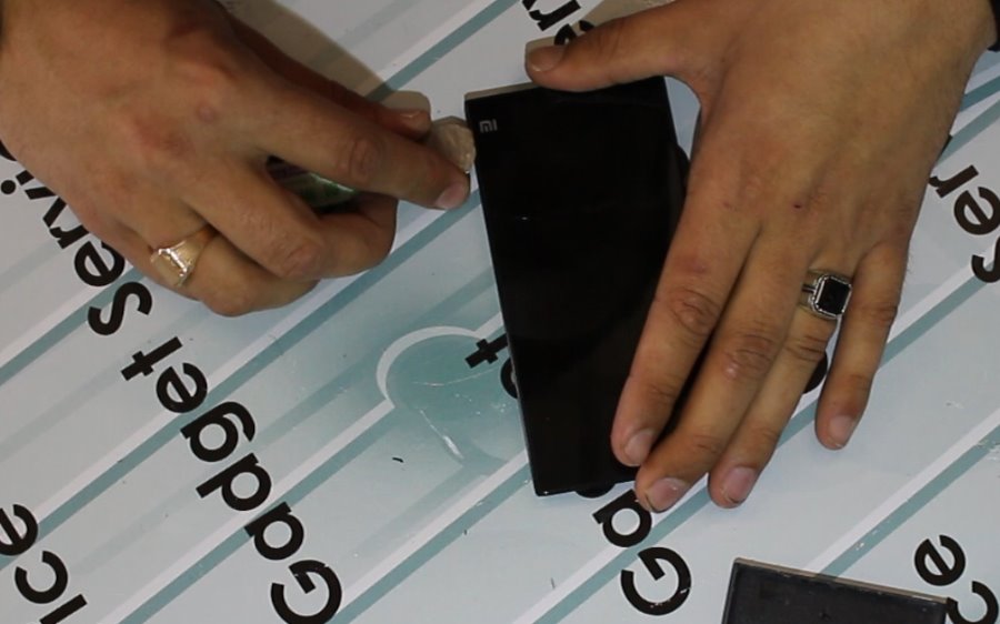 замена экрана Xiaomi Mi 3