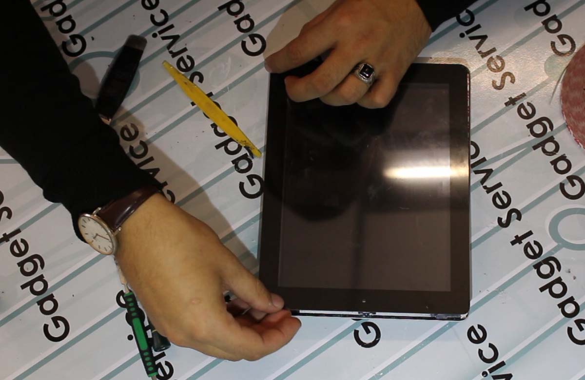 замена экрана iPad 2