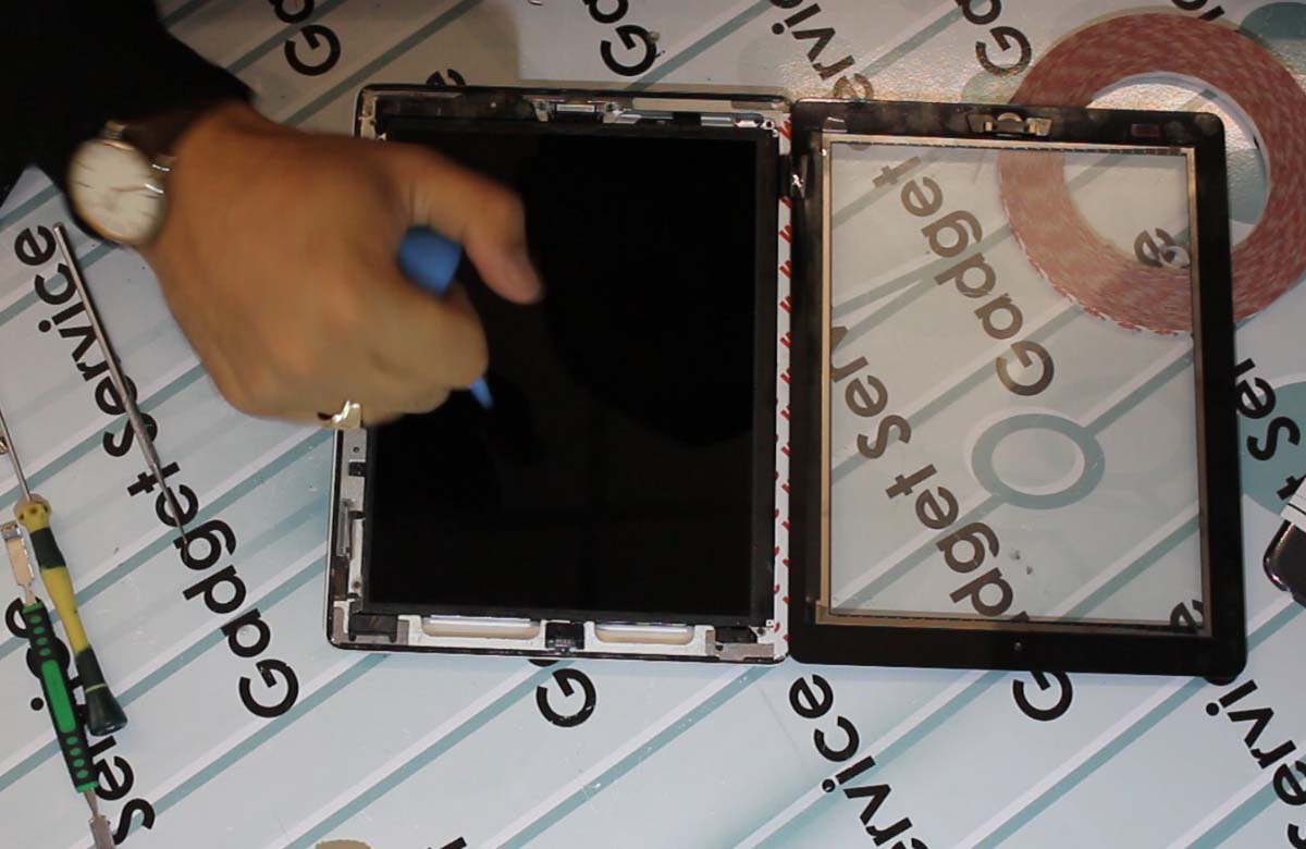 замена дисплея iPad 2
