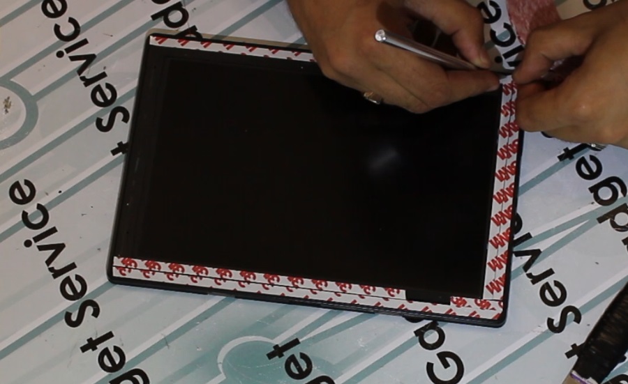 монтаж нового тачскрина Lenovo IdeaPad Miix 310
