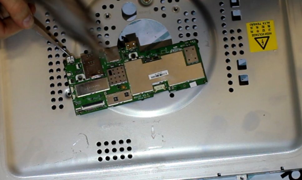 замена гнезда питания Prestigio PMT7177